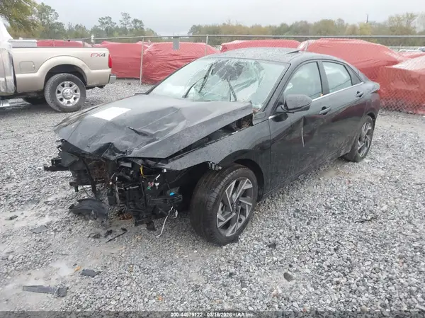 KMHLP4DG3RU774638 2024 HYUNDAI ELANTRA - Image 2