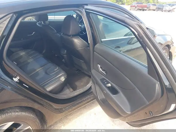 KMHLP4DG3RU775837 2024 HYUNDAI ELANTRA - Image 8