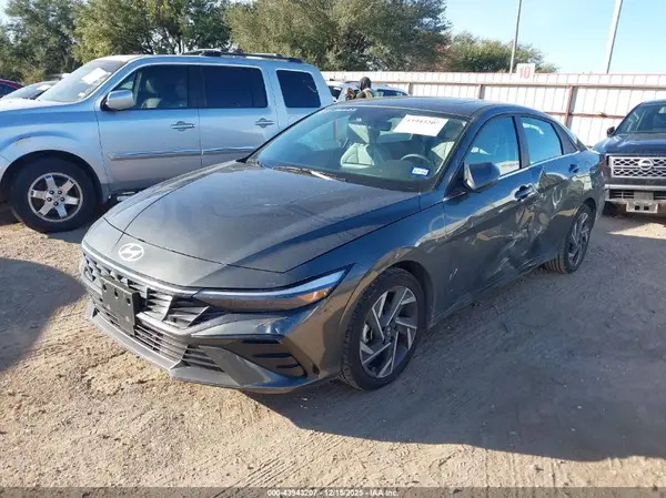 KMHLP4DG3RU816564 2024 HYUNDAI ELANTRA - Image 2