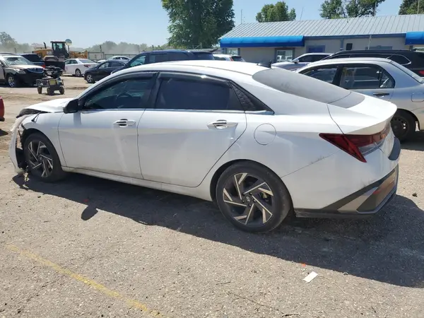 KMHLP4DG3RU831310 2024 HYUNDAI ELANTRA - Image 2