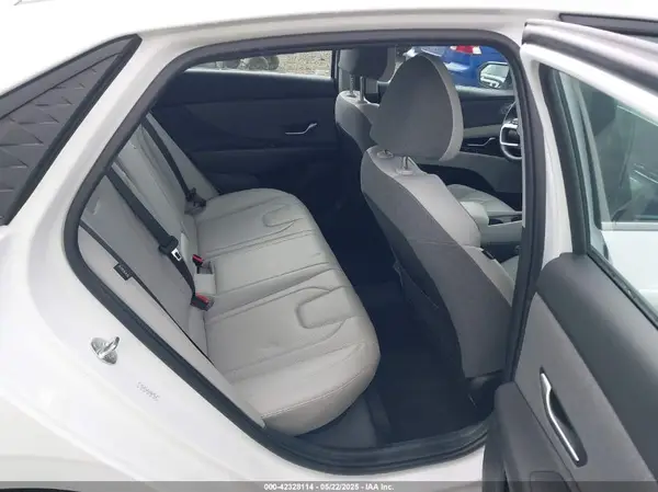 KMHLP4DG3RU837222 2024 HYUNDAI ELANTRA - Image 8