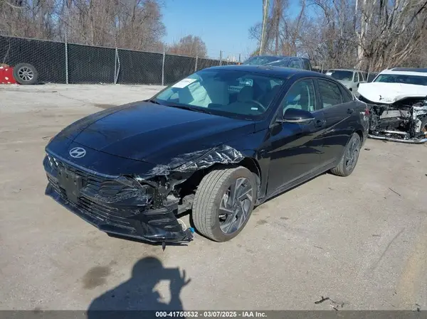 KMHLP4DG3RU838404 2024 HYUNDAI ELANTRA - Image 2