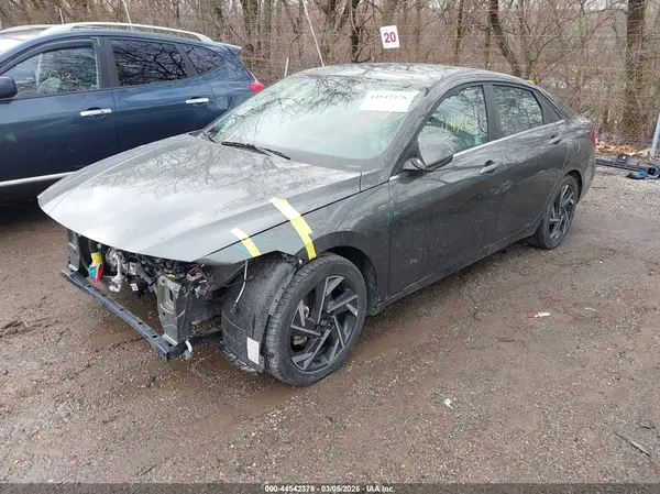 KMHLP4DG3RU842498 2024 HYUNDAI ELANTRA - Image 2