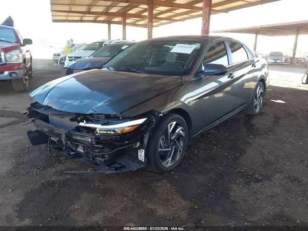 KMHLP4DG3SU003182 2025 HYUNDAI ELANTRA - Image 2