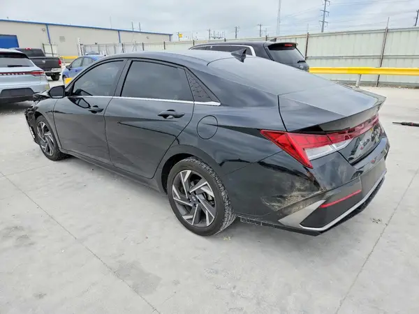 KMHLP4DG3SU893246 2025 HYUNDAI ELANTRA - Image 2