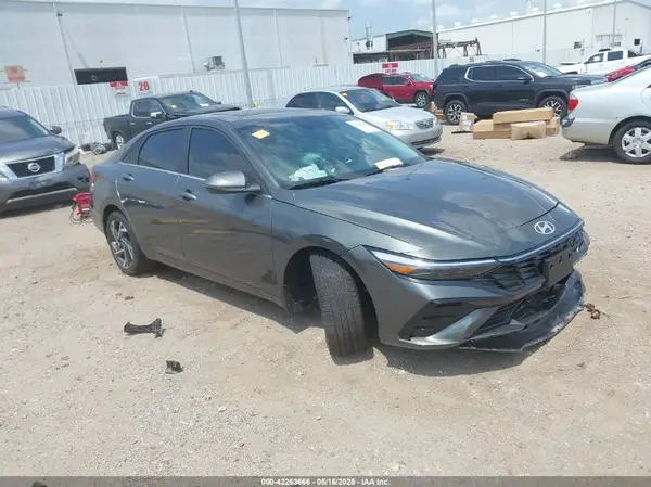 KMHLP4DG3SU975154 2025 HYUNDAI ELANTRA - Image 1