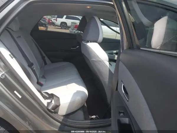 KMHLP4DG3SU975154 2025 HYUNDAI ELANTRA - Image 8