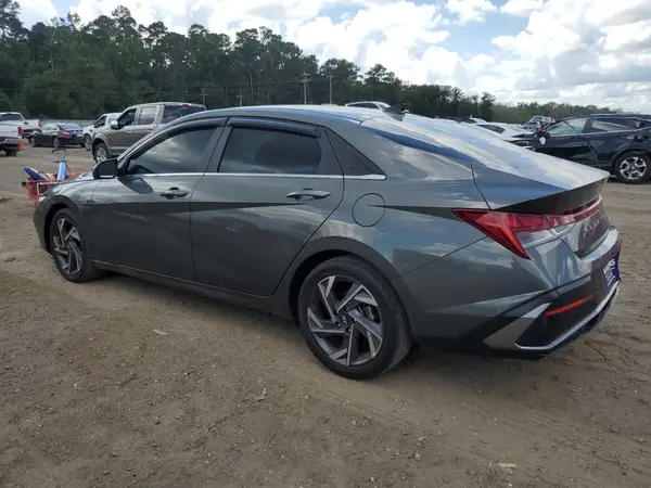 KMHLP4DG4RU647459 2024 HYUNDAI ELANTRA - Image 2