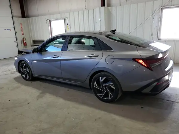 KMHLP4DG4RU649695 2024 HYUNDAI ELANTRA - Image 2