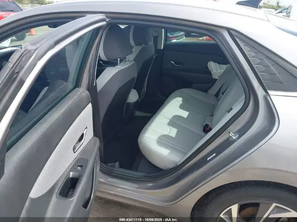 KMHLP4DG4RU662057 2024 HYUNDAI ELANTRA - Image 8