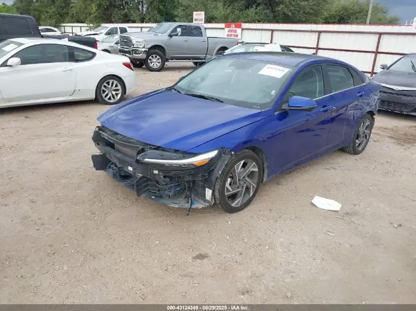 KMHLP4DG4RU676444 2024 HYUNDAI ELANTRA - Image 2