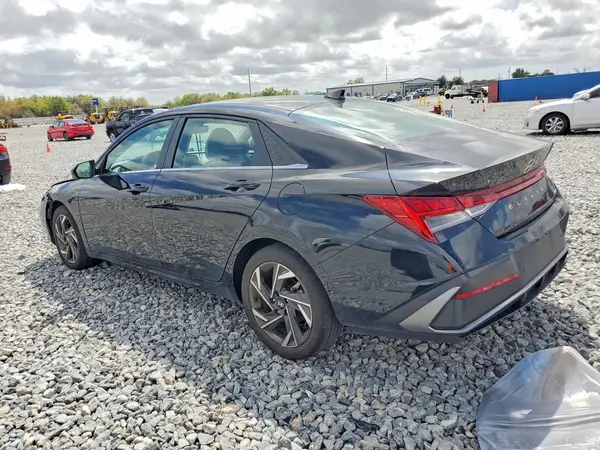 KMHLP4DG4RU686228 2024 HYUNDAI ELANTRA - Image 2