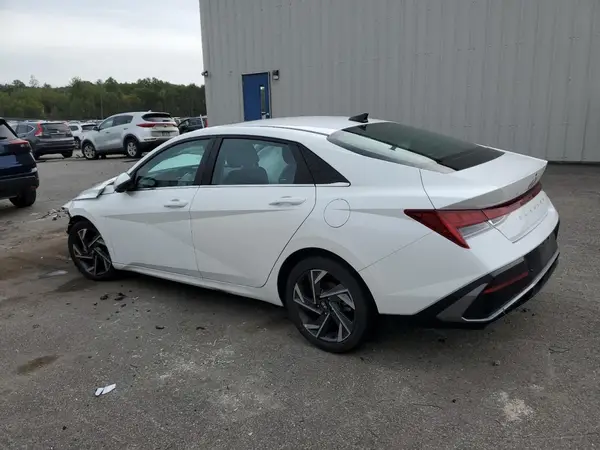 KMHLP4DG4RU774499 2024 HYUNDAI ELANTRA - Image 2