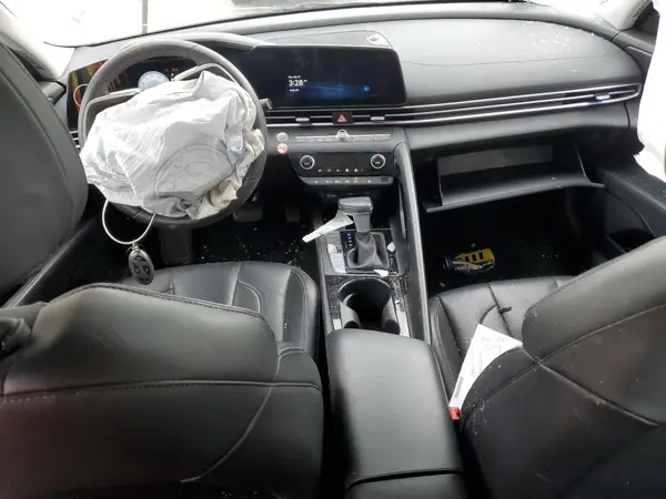 KMHLP4DG4RU774499 2024 HYUNDAI ELANTRA - Image 8