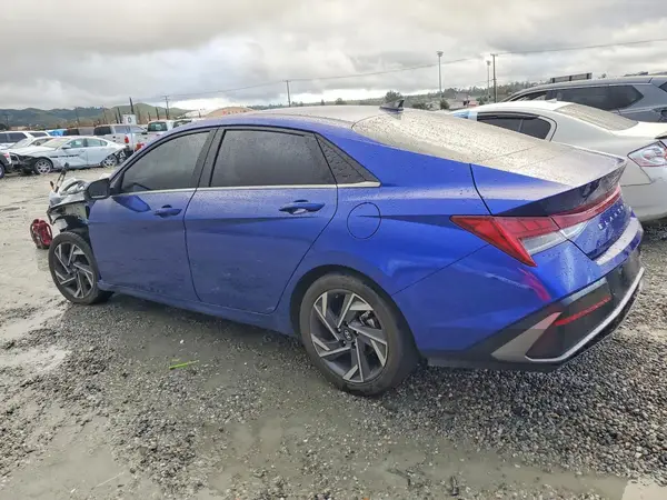KMHLP4DG4RU779007 2024 HYUNDAI ELANTRA - Image 2