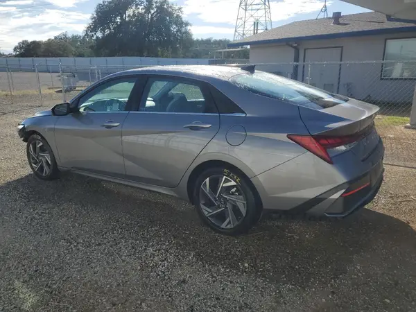 KMHLP4DG4RU795885 2024 HYUNDAI ELANTRA - Image 2