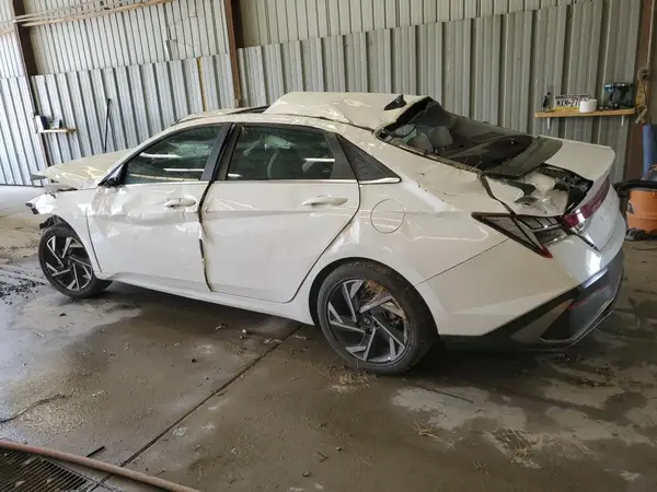KMHLP4DG4SU026972 2025 HYUNDAI ELANTRA - Image 2
