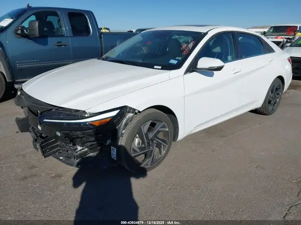 KMHLP4DG4SU029791 2025 HYUNDAI ELANTRA - Image 2