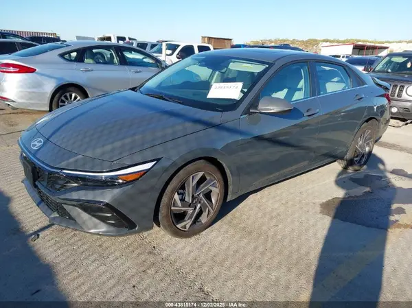 KMHLP4DG4SU038846 2025 HYUNDAI ELANTRA - Image 2