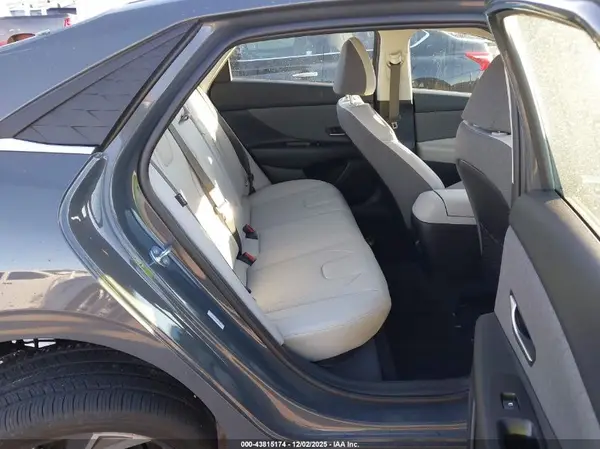 KMHLP4DG4SU038846 2025 HYUNDAI ELANTRA - Image 8