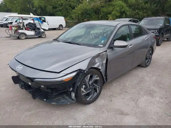 KMHLP4DG4SU895068 2025 HYUNDAI ELANTRA - Image 2