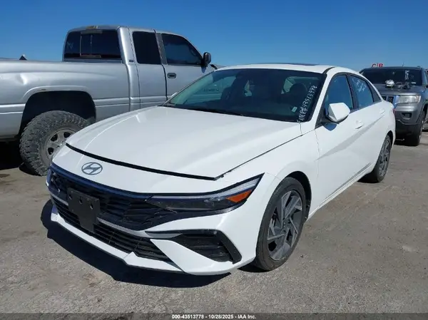 KMHLP4DG4SU909292 2025 HYUNDAI ELANTRA - Image 2