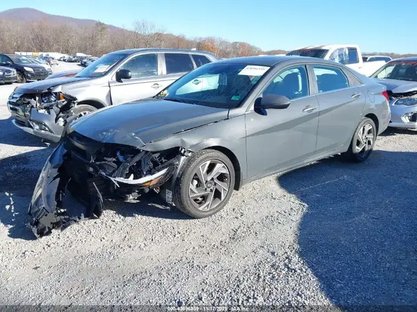 KMHLP4DG4SU934421 2025 HYUNDAI ELANTRA - Image 2