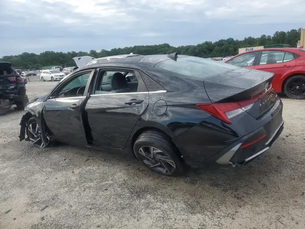 KMHLP4DG4SU977818 2025 HYUNDAI ELANTRA - Image 2