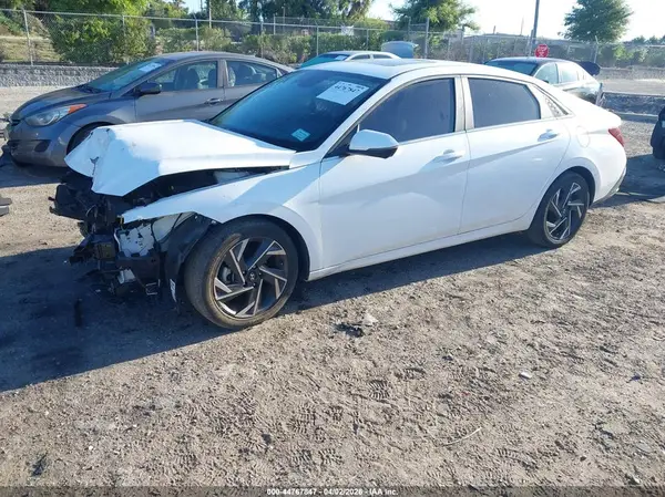 KMHLP4DG5RU649656 2024 HYUNDAI ELANTRA - Image 2