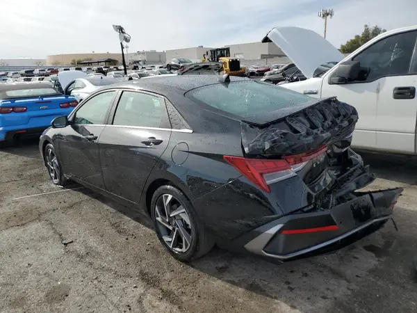 KMHLP4DG5RU652797 2024 HYUNDAI ELANTRA - Image 2