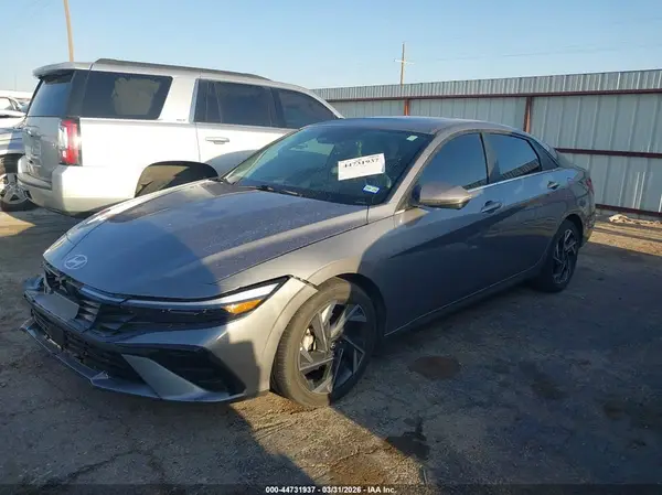 KMHLP4DG5RU654582 2024 HYUNDAI ELANTRA - Image 2