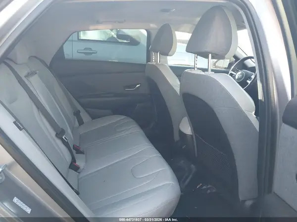 KMHLP4DG5RU654582 2024 HYUNDAI ELANTRA - Image 8