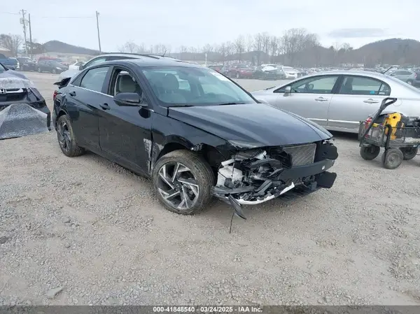 KMHLP4DG5RU661774 2024 HYUNDAI ELANTRA - Image 1