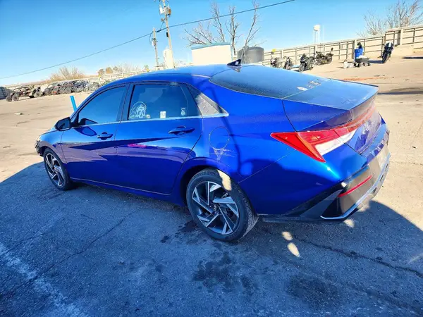 KMHLP4DG5RU682267 2024 HYUNDAI ELANTRA - Image 2