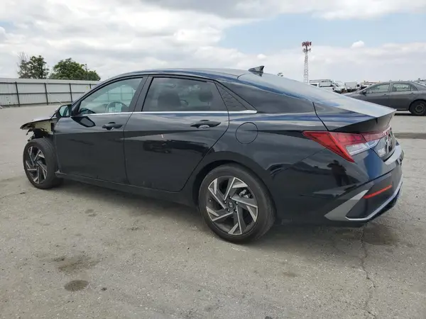 KMHLP4DG5RU689753 2024 HYUNDAI ELANTRA - Image 2
