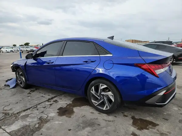 KMHLP4DG5RU718801 2024 HYUNDAI ELANTRA - Image 2