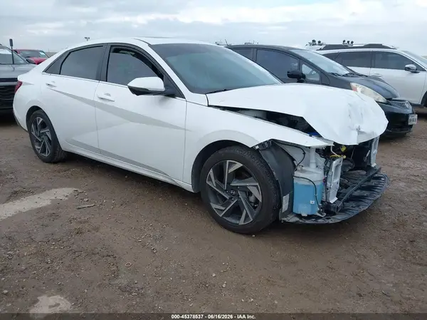 KMHLP4DG5RU743004 2024 HYUNDAI ELANTRA - Image 1