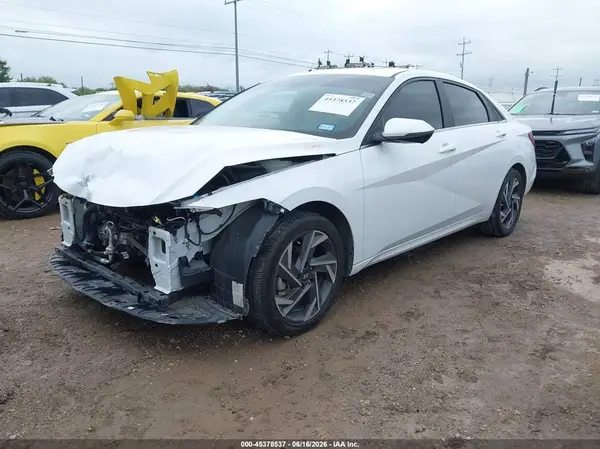 KMHLP4DG5RU743004 2024 HYUNDAI ELANTRA - Image 2
