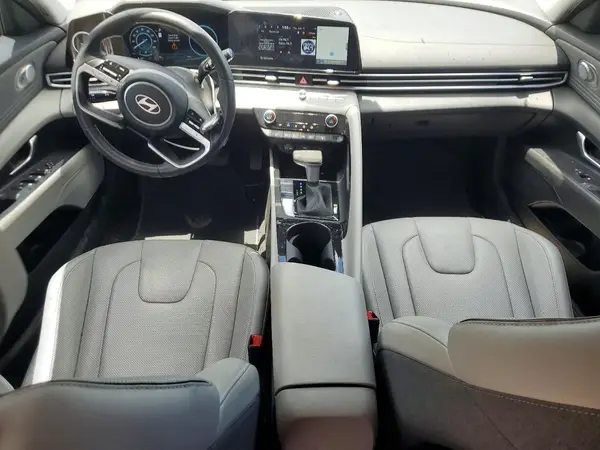 KMHLP4DG5RU770218 2024 HYUNDAI ELANTRA - Image 8
