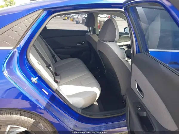 KMHLP4DG5RU817523 2024 HYUNDAI ELANTRA - Image 8