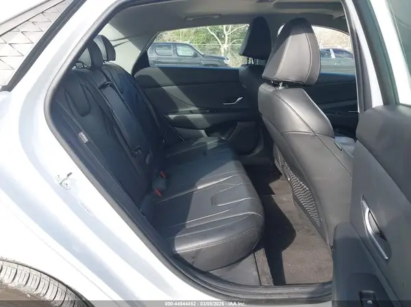 KMHLP4DG5SU882040 2025 HYUNDAI ELANTRA - Image 8
