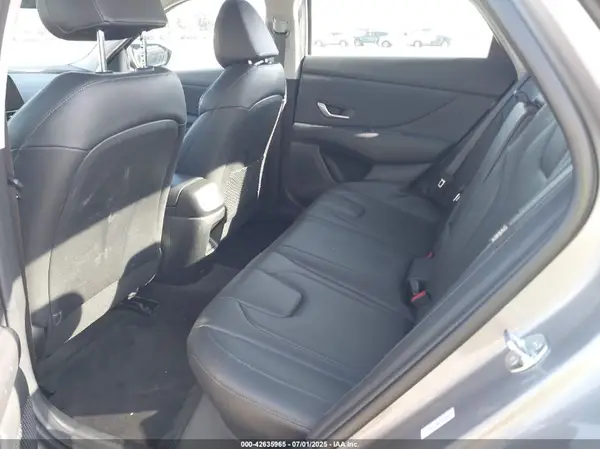 KMHLP4DG5SU883866 2025 HYUNDAI ELANTRA - Image 8
