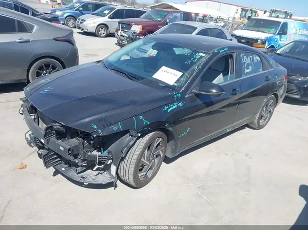 KMHLP4DG6RU647494 2024 HYUNDAI ELANTRA - Image 2