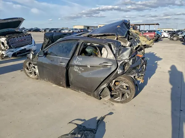 KMHLP4DG6RU665154 2024 HYUNDAI ELANTRA - Image 2