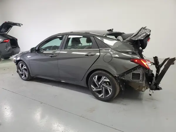 KMHLP4DG6RU740712 2024 HYUNDAI ELANTRA - Image 2
