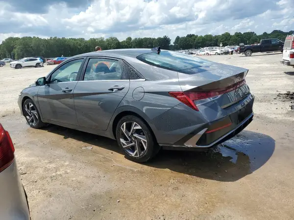 KMHLP4DG6RU772687 2024 HYUNDAI ELANTRA - Image 2