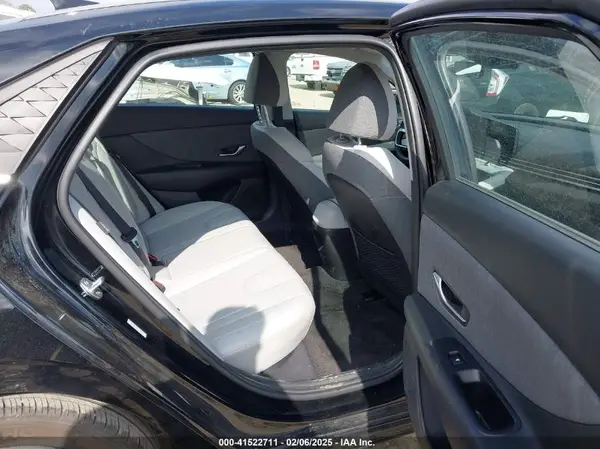 KMHLP4DG6RU778053 2024 HYUNDAI ELANTRA - Image 8