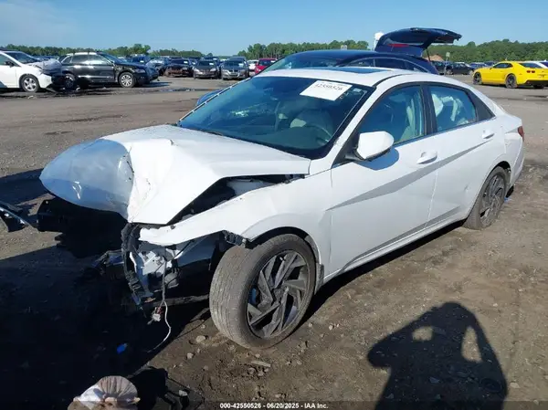 KMHLP4DG6RU778893 2024 HYUNDAI ELANTRA - Image 2