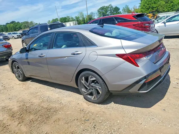 KMHLP4DG6RU792809 2024 HYUNDAI ELANTRA - Image 2