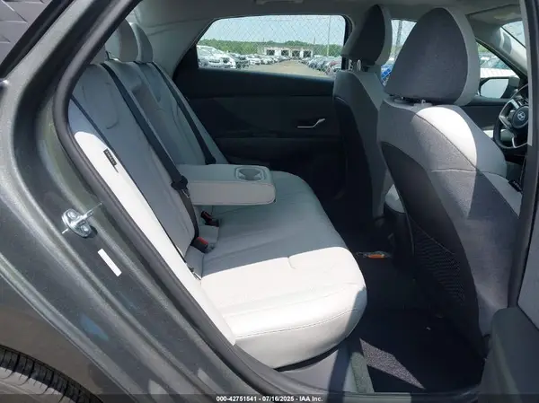 KMHLP4DG6RU841412 2024 HYUNDAI ELANTRA - Image 8